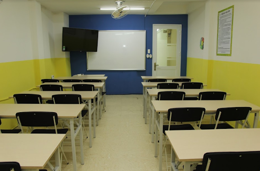 cơ sở vật chất cũng ảnh hưởng đến khóa học ielts bao nhiêu tiền