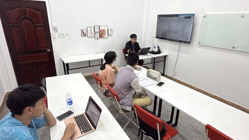 Trung tâm luyện thi IELTS online IELTS Tutor